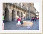 07July05 - Nay, Jenny, Baz, Andy in Spain - Running of Bulls 470 * 1024 x 768 * (298KB)